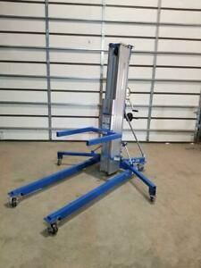 New Genie Lift SLA-20 20&#039; height 800lb capacity superlift manual material lift