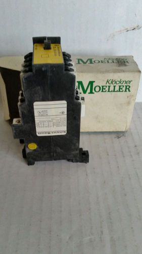 Klockner Moeller DIL-08-44-NA Contactor 120 Volts 60 Hz DIL0844NA