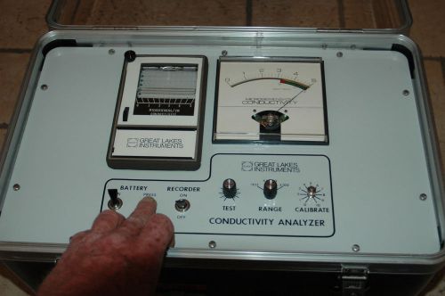 Portable Vintage GREAT LAKES INSTRUMENT CONDUCTIVITY ANALYZER 3239-N50 w/Chart