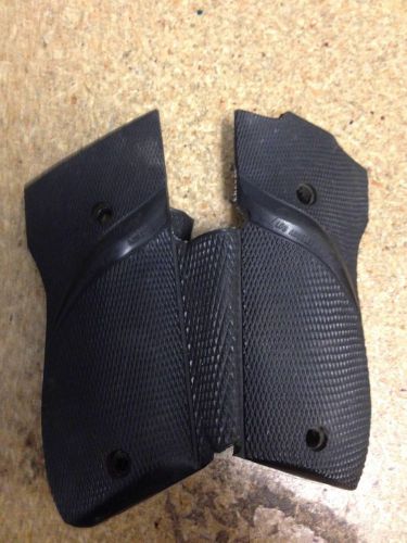 S&amp;W Smith Wesson Model 39 Rubber Grips