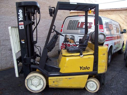 FORKLIFT Yale 5,000 Pound Cusion Tire LP Gas