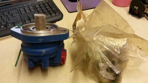 Vickers 26002 rad gear pump for sale