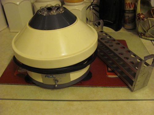 RCL LAB 0151 CENTRIFUGE 6 POSITION WITH TEST TUBE HOLDER WORKS GREAT