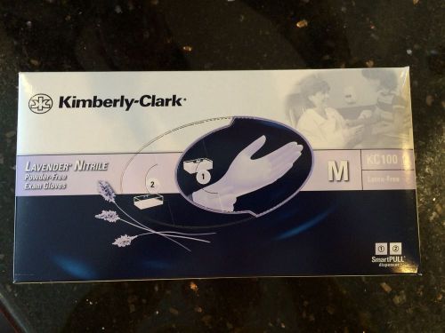 KIMBERLY-CLARK KC100 Lavender Nitrile Exam Gloves MEDIUM, 250 count #52818