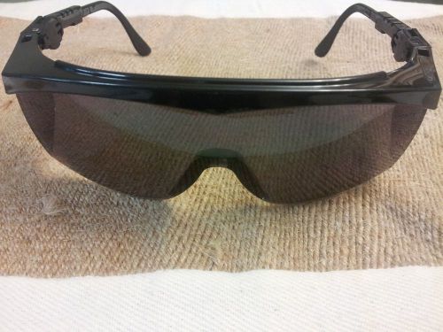 Safety glasses, adjustable arm length and angle, used in good condition