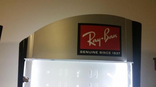 Ray-Ban display case (pegs)