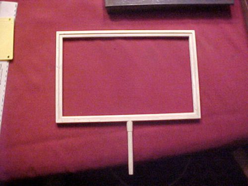 Plastic 7 X 11 Sign Holder For Clothing Display Rack