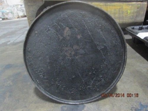 ONE 17.5&#034; PIZZA PAN - MUST SELL! SEND ANY ANY OFFER!