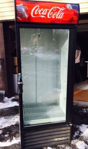 True gdm-26 refrigerator glass door display cooler for sale