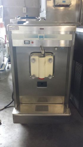2006 Taylor 702 Soft Serve Frozen Yogurt Ice Cream Machine Maker Fully Working