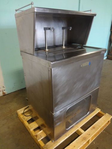 H.D. COMMERCIAL &#034;STAR METAL CORP&#034; REFRIGERATED CHILLED WATER DISPENSER STATION