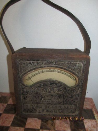 Antique Reliance Instrument Co. Volt Meter, Type F, Wood Case Leather Straps