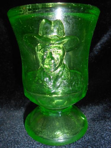 Green Vaseline glass toothpick match holder hopalong cassidy uranium canary art