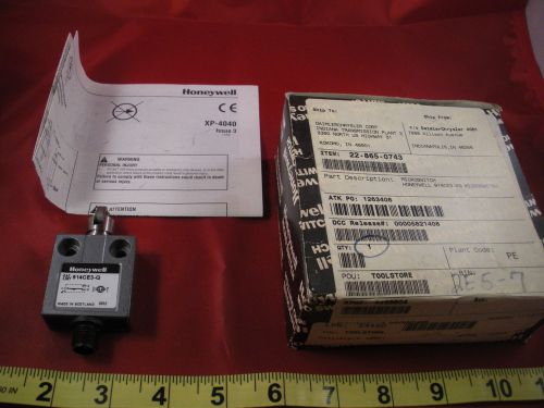 Honeywell Microswitch 914CE3-Q Limit Switch Roller Arm 4-Pin Connector Nib New