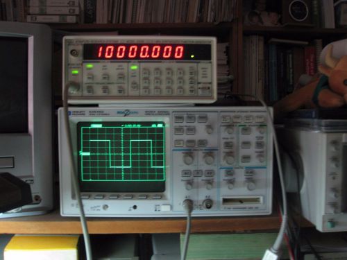 Stanford Research  DS335 3.1 MHz  Function Generator