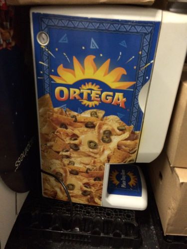 ORTEGA SHASTA NACHO CHEESE RESTAURANT FAST FOOD CHEESE DISPENSER