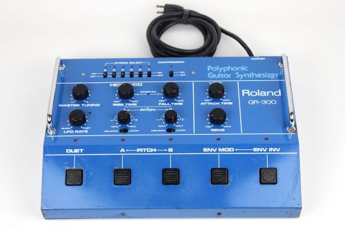 Roland GR-300 Polyphonic Guitar Synthesizer GR300 Synth