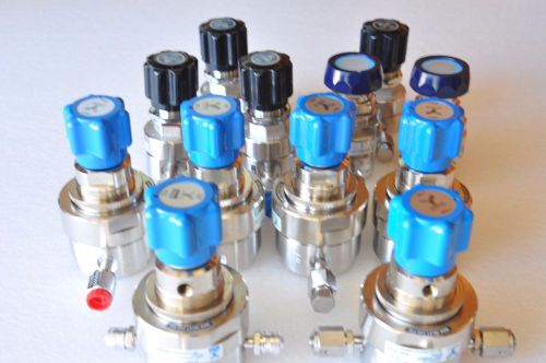 1 lot of (12)  regulator , very clean condition .see detail below . for sale