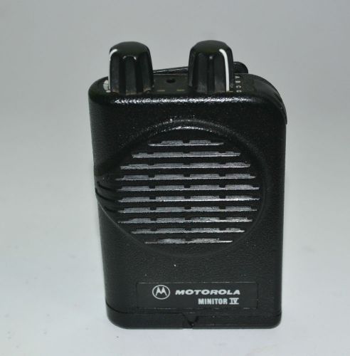 Motorola Minitor IV VHF 151-158 MHz   single channel pager , A03KUS7238AC