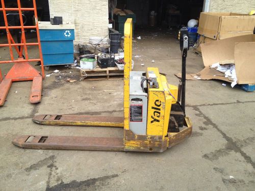 Yale electric pallet jack model# mpw045dan12t2748  4500lb capacity ~used for sale