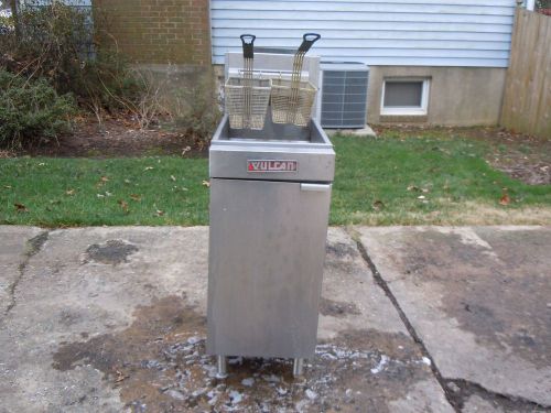 Vulcan deep fat fry with two basket 35-40lbs.