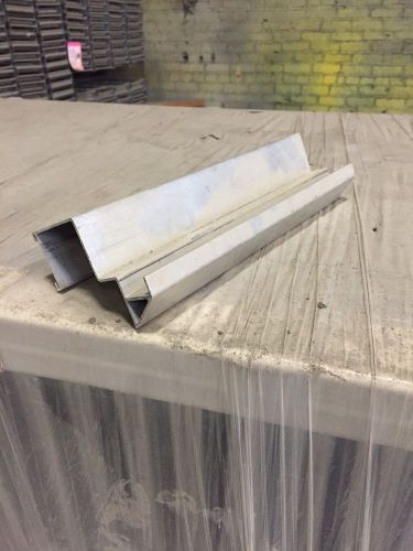 Carton flow span track beam hanger for sale