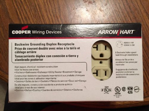 Brand New Cooper Wiring Devices Box Of 20 Amp 120v Ivory Receptacles Lot Of 10