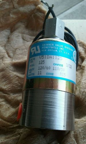Skinner valve v51da1125 valve honeywell - nos for sale