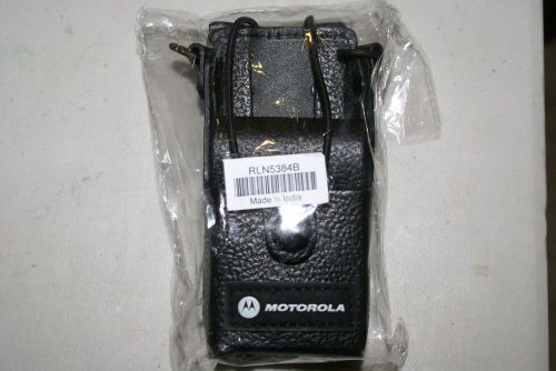 New Motorola OEM  LEATHER SWIVEL HOLSTER RLN5384B  CP200XLS, PR400  CP200, PR400