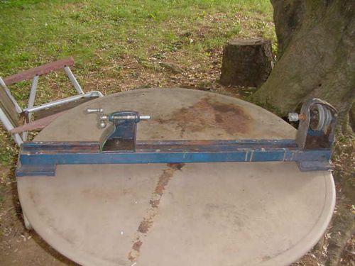 Vintage Rusty Old Companion ??  Lathe Bed Parts asis