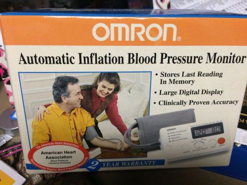 OMRON Healthcare Automatic Digital Blood Pressure Monitor &amp; Cuff HEM-712C TESTED
