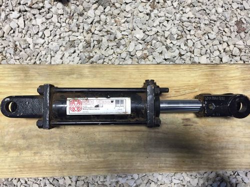 Used Lion Hydraulics WP 3000 Cylinder # 672502 Model # 30THC06-125