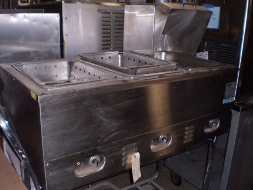 CROWN VERITY HOT DOG 3-WELL STEAM TABLE CV-3WHS