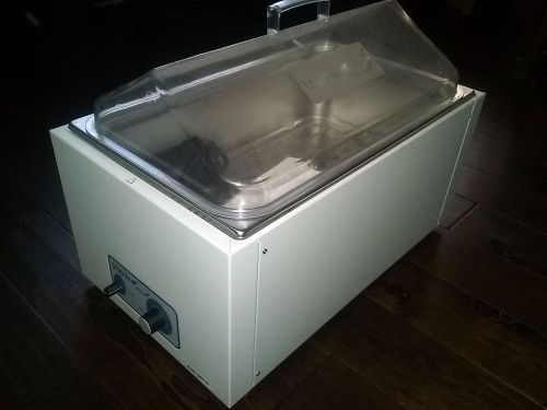 Vwr analog and digital water baths 50.5l x 30w x 15dcm for sale