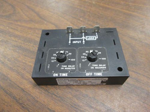 SSAC Solid State Timer ESDR424A1 1-100 min On 1-100 sec Off 120VAC 1A Used
