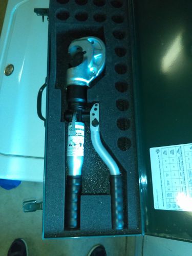 GREENLEE Manual Hydraulic Crimping Tool HK1230 w/case
