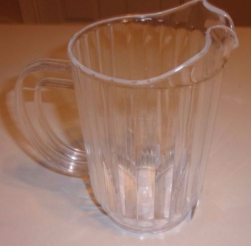 Update International (WP-32SC) 32 Oz SAN Water Pitcher