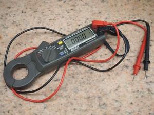 Extech 380943 60A AC Clamp Meter Leakage Current Tester