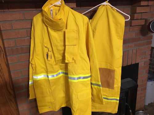 New chieftain wildland firefighting, jacket and pants, large for sale