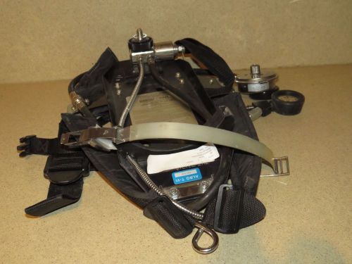 North safety equip model 816 backplate, harness, reducer, gauge and alarm -( c) for sale