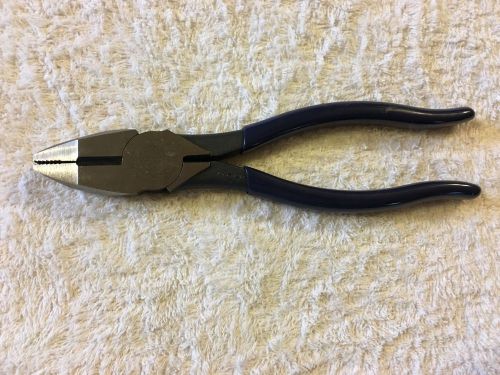 Klein Tools D201-7NE 7in. Electrician Pliers New