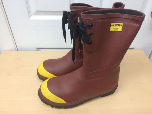 Servus by Honeywell STEEL TOE Rubber Waterproof Boots Mens Size 10 **New**