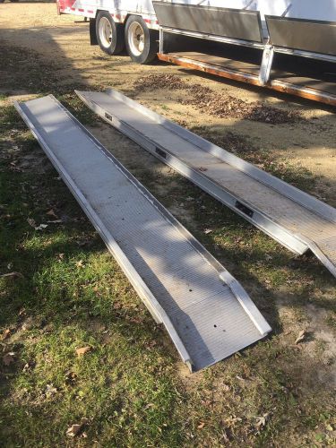 EMTEK  Aluminum Moving Van Ramp  14 Foot 36 Inch Split 6000 Lbs Capacity