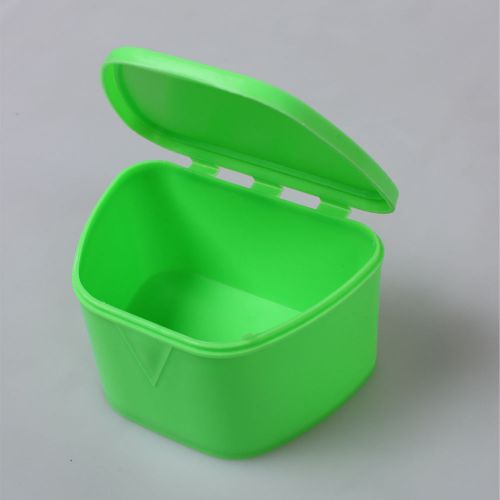 Dental Orthodontic Retainer Denture Bath Mouthguard Storage Washing Box Green