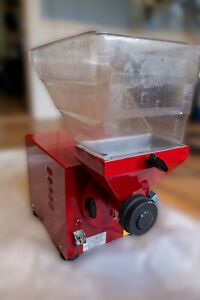 Olde Tyme PN1 Peanut, Almond, and Nut Butter Grinder.
