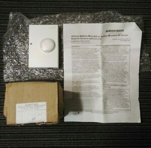 1 QTY *NEW* JOHNSON CONTROLS NS-BTP7003-0 NETWORK SENSOR W/O LCD