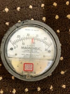 MAGNEHELIC differential pressure gauge USED ONE TIME ONLY.