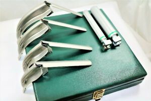 LARYNGOSCOPE SET OF 4 BLADES 01,02,03,04 + S &amp; M HANDLE FLEXI-TIP FIBER-OPTIC