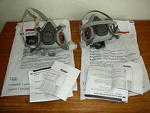 Lot of 2 NEW 3M 6200 Medium Half Facepiece Reusable Respirator New in carry bag