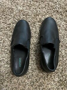 Hytest Women’s Steel Toe Shoes - Size 8